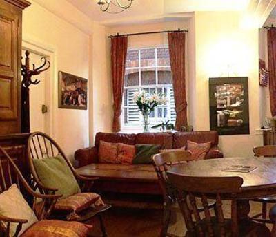 фото отеля Canterbury Castle House Guest House