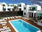 фото отеля Apartamentos Las Palmeras Lanzarote