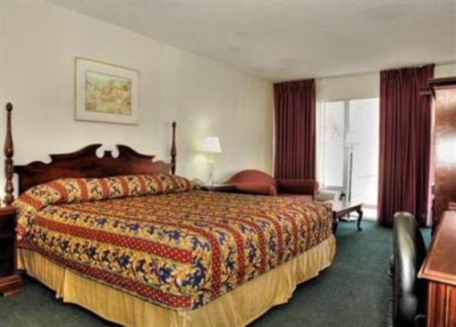 фото отеля Econo Lodge Martinsville (Virginia)