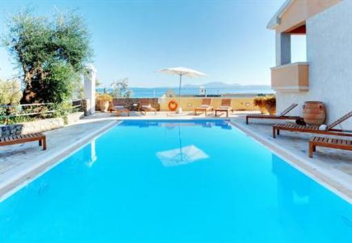 фото отеля Glyfa Corfu Apartments
