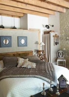 фото отеля Les Hautes Bruyeres Bed & Breakfast Ecully