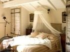 фото отеля Les Hautes Bruyeres Bed & Breakfast Ecully