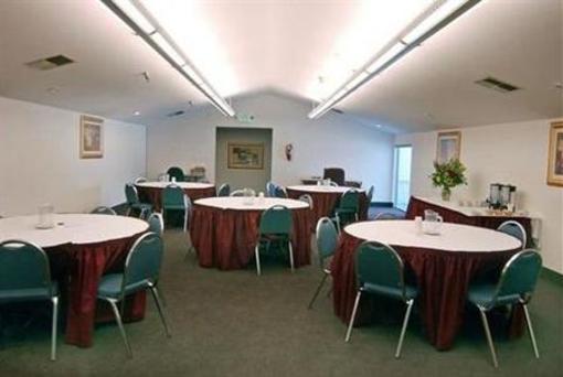 фото отеля BEST WESTERN Friday Harbor Suites