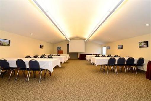 фото отеля BEST WESTERN Friday Harbor Suites