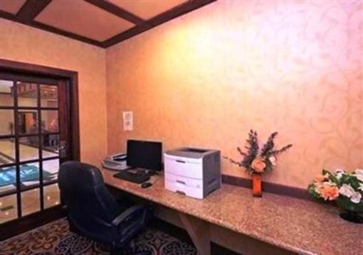 фото отеля Clarion Inn Nacogdoches