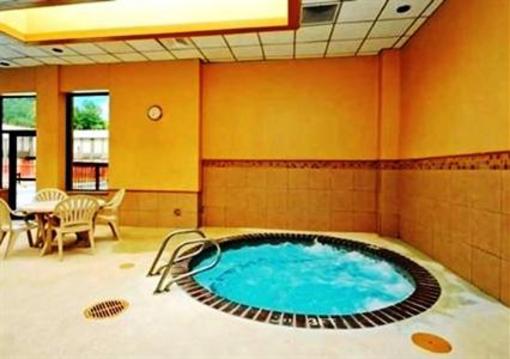 фото отеля Clarion Inn Nacogdoches
