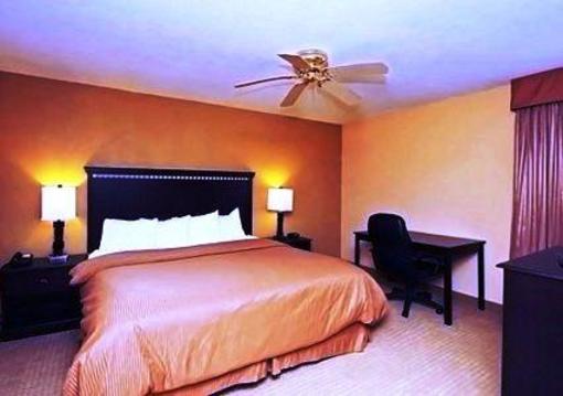 фото отеля Clarion Inn Nacogdoches