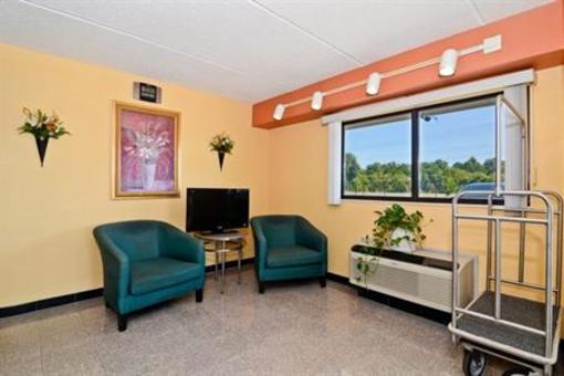 фото отеля Americas Best Value Inn/Memphis Airport