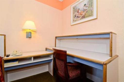 фото отеля Americas Best Value Inn/Memphis Airport
