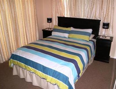 фото отеля Serengeti Self Catering Units Cape Town