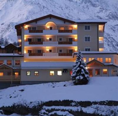 фото отеля Panoramahotel Goldenes Kreuz