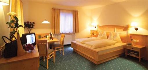 фото отеля Panoramahotel Goldenes Kreuz