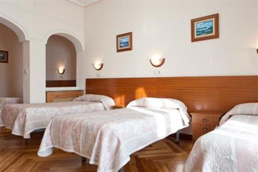 фото отеля Hostal Zamora