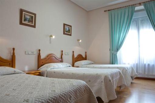 фото отеля Hostal Zamora