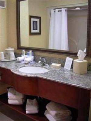 фото отеля Holiday Inn Express Rehoboth Beach