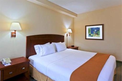 фото отеля Holiday Inn Express Rehoboth Beach