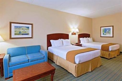 фото отеля Holiday Inn Express Rehoboth Beach