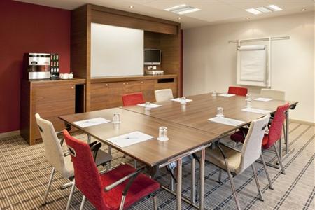 фото отеля Express By Holiday Inn East Midlands Airport Derby