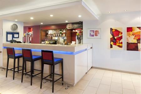фото отеля Express By Holiday Inn East Midlands Airport Derby