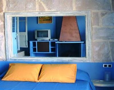 фото отеля Hostal La Marina Ibiza