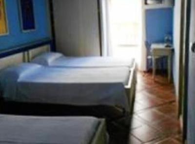 фото отеля Hostal La Marina Ibiza