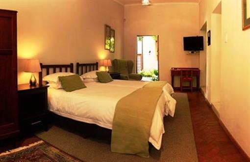 фото отеля Mongoose Manor Bed & Breakfast Port Elizabeth