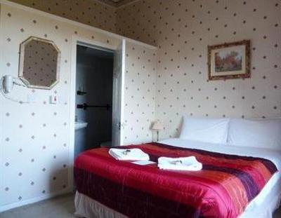 фото отеля Alba Hills Guest House