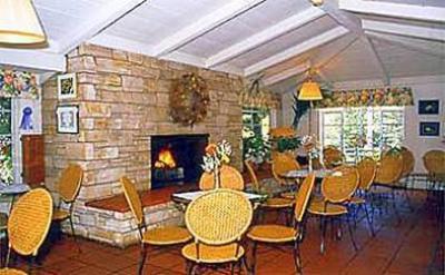 фото отеля Carmel Village Inn