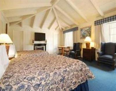 фото отеля Carmel Village Inn