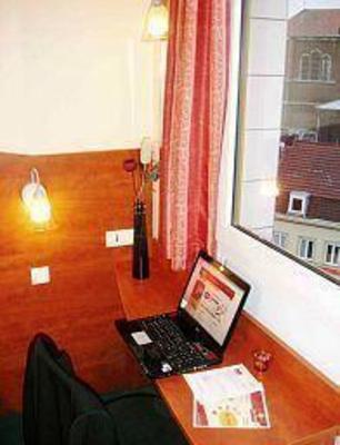 фото отеля Best Hotel Lille/Gambetta