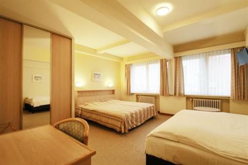фото отеля Vacantiecentrum Neutralia Hotel Ostend