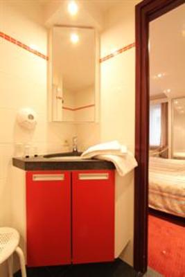 фото отеля Vacantiecentrum Neutralia Hotel Ostend