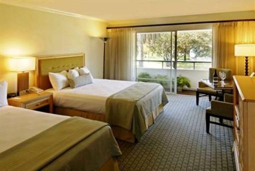 фото отеля BEST WESTERN Beachside Inn