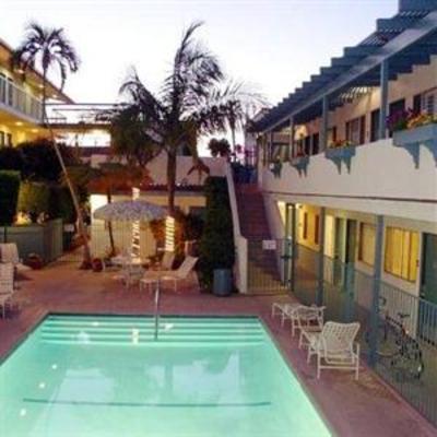 фото отеля BEST WESTERN Beachside Inn