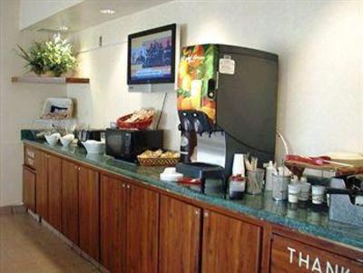 фото отеля America's Best Inn Carmichael Montgomery (Alabama)