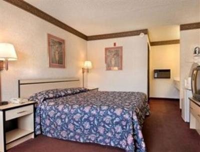 фото отеля Travelodge Hotel South Colorado Springs