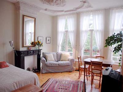 фото отеля Amsterdam Bed & Breakfast - Dumas & Considine