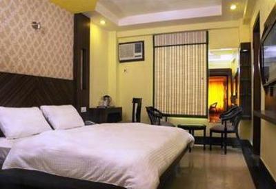 фото отеля Hotel Grand Plaza - Pahar Gunj