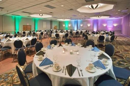 фото отеля Holiday Inn Binghamton - Hawley St Downtown