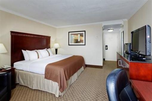 фото отеля Holiday Inn Binghamton - Hawley St Downtown