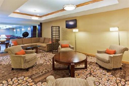 фото отеля Holiday Inn Express & Suites Alexandria-Fort Belvoir