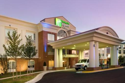 фото отеля Holiday Inn Express & Suites Alexandria-Fort Belvoir