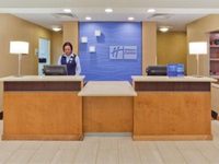 Holiday Inn Express & Suites Alexandria-Fort Belvoir