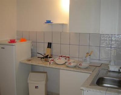 фото отеля Beds N Roses Hostel and Guesthouse