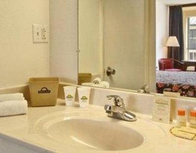 фото отеля Days Inn Nashville West