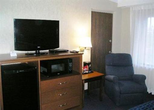 фото отеля Clarion Hotel Buffalo Airport