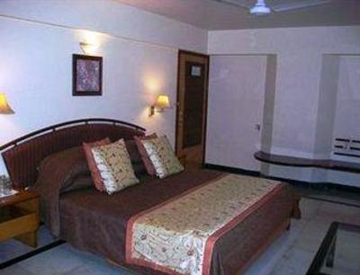фото отеля Quality Inn Parle International