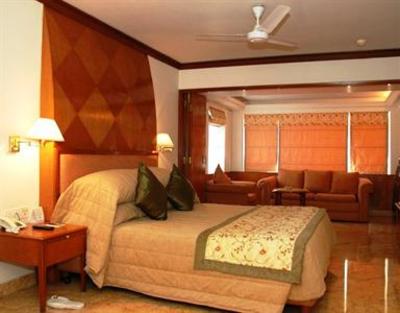 фото отеля Quality Inn Parle International