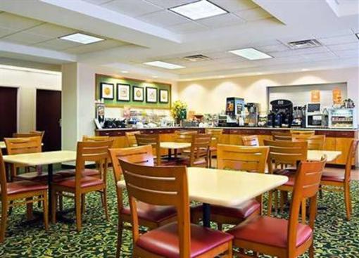 фото отеля Fairfield Inn & Suites Chicago Midway Airport Bedford Park