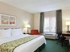 фото отеля Fairfield Inn & Suites Chicago Midway Airport Bedford Park